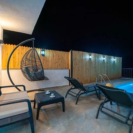Kaskalkandenizmanzaralivilla Kaş